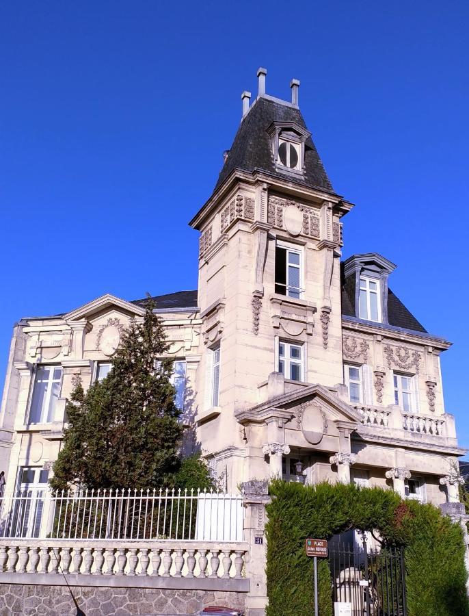 Les Riottes - Maison Victorienne La Châtre Esterno foto